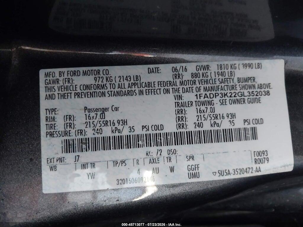 1FADP3K22GL352038 2016 FORD FOCUS photo no. 9