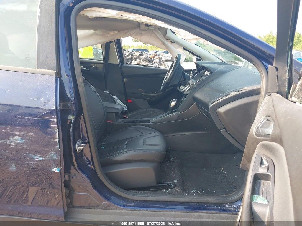 1FADP3K22GL382155 2016 FORD FOCUS photo no. 5