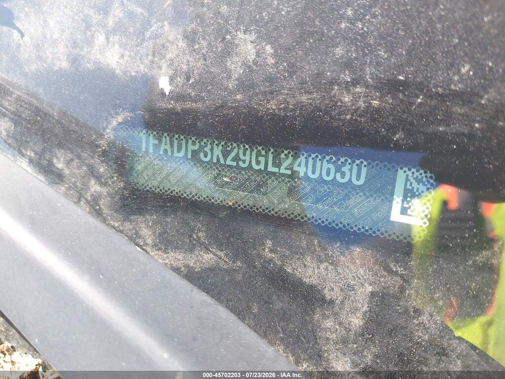 1FADP3K29GL240630 2016 FORD FOCUS photo no. 11
