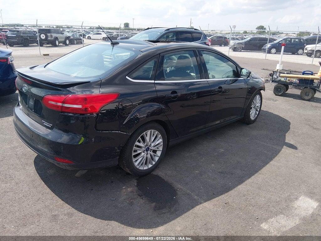 1FADP3J20GL250609 2016 FORD FOCUS photo no. 4