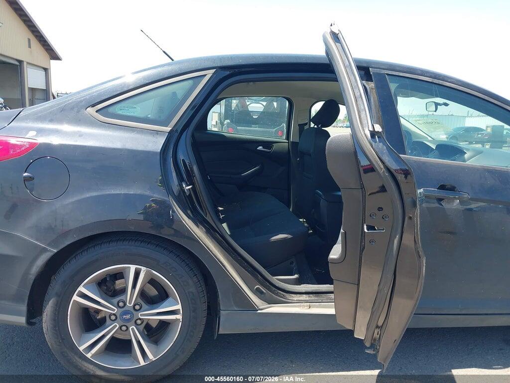 1FADP3FE1GL311310 2016 FORD FOCUS photo no. 8