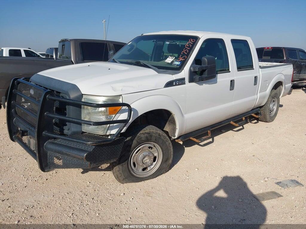 1FT7W2B60CEC92654 2012 FORD F-250 photo no. 2