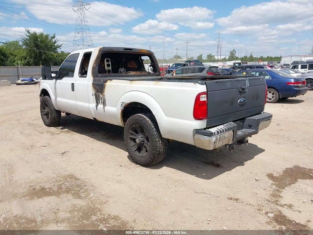 1FT7X2B60CED05500 2012 FORD F-250 photo no. 3