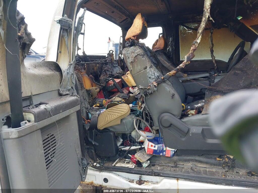 1FT7X2B60CED05500 2012 FORD F-250 photo no. 8