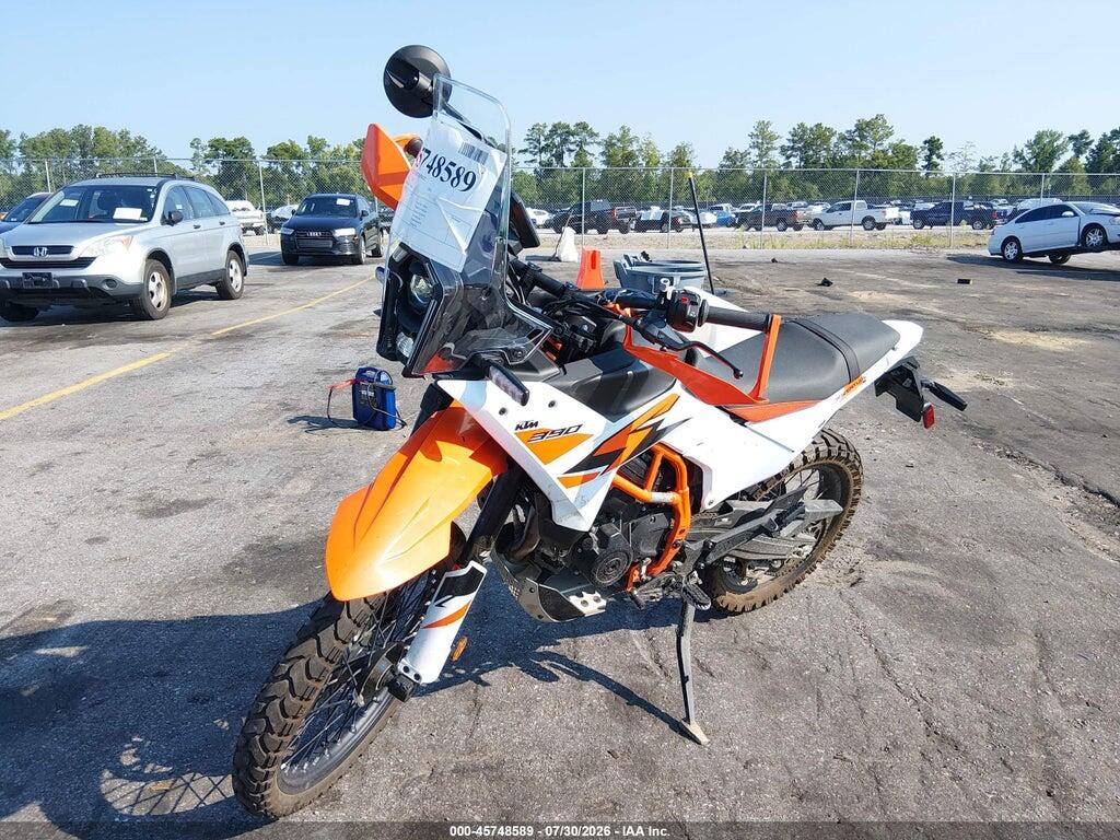 MD2JGJ407TN238445 2026 KTM 390 photo no. 2