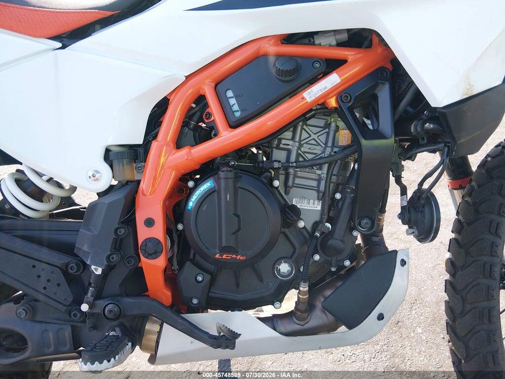 MD2JGJ407TN238445 2026 KTM 390 photo no. 8