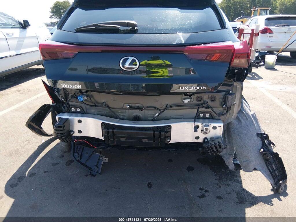 JTHYBJAHXT2042299 2026 LEXUS UX 300H photo no. 6