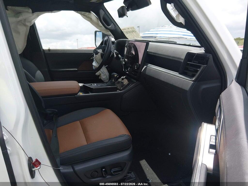 JTJVBCDX5T5084894 2026 LEXUS GX 550 photo no. 5