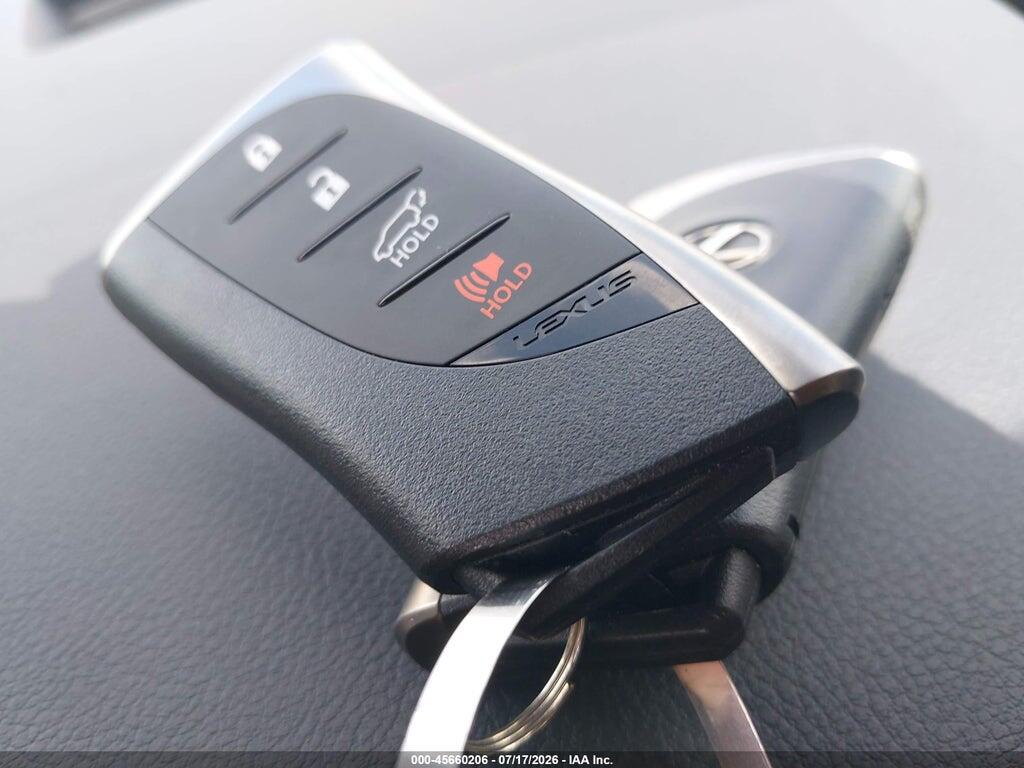 JTJCJMGA3T2039655 2026 LEXUS RX 450H+ photo no. 11