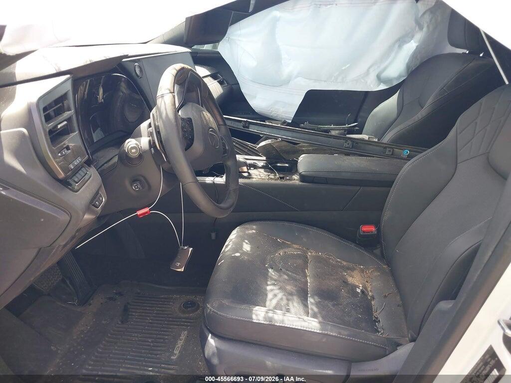 2T2BBMCA5TC106853 2026 LEXUS RX 350H photo no. 5