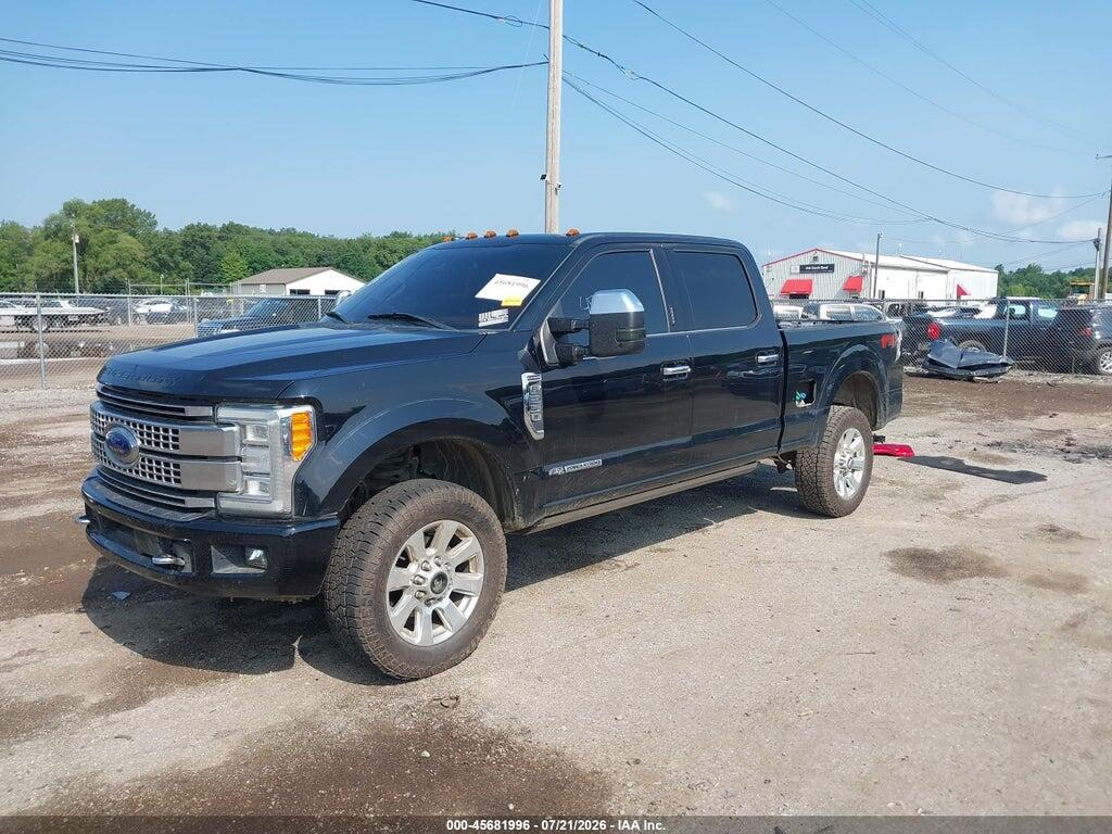 1FT7W2BTXJEC96343 2018 FORD F-250 photo no. 2
