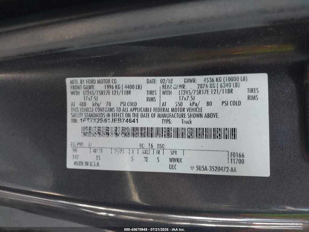 1FT7X2B61JEB74641 2018 FORD F-250 photo no. 9