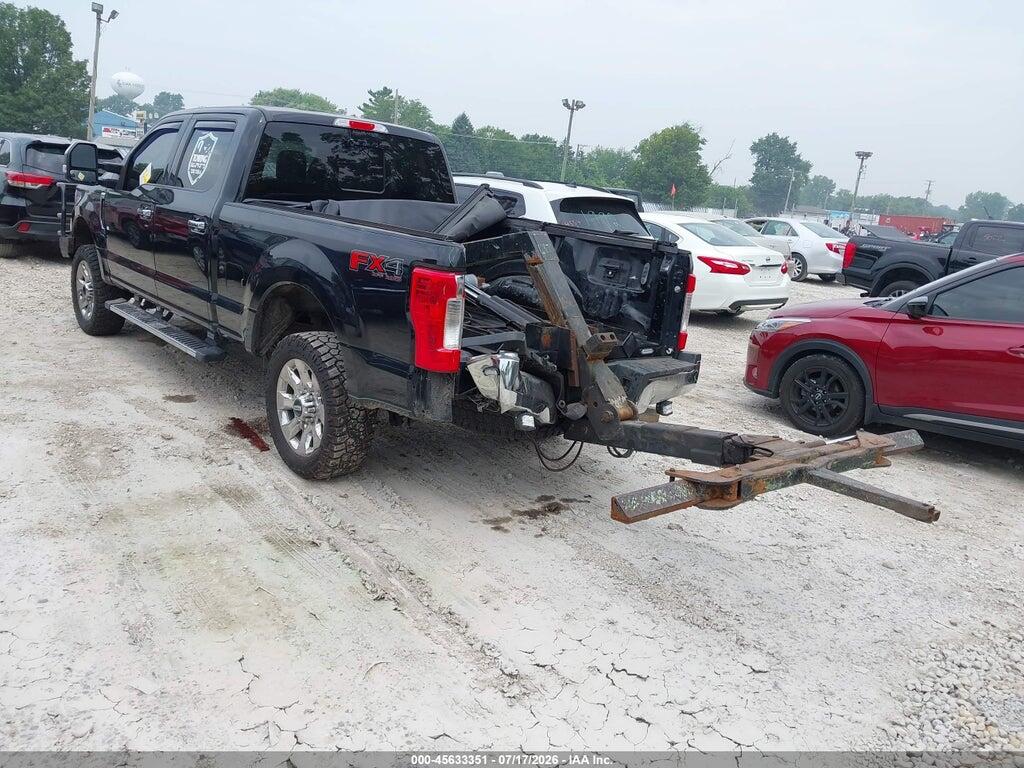 1FT7W2B69JEB68136 2018 FORD F-250 photo no. 3