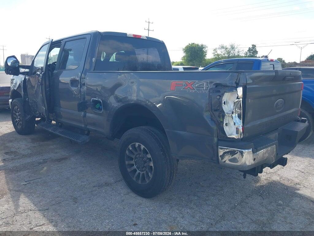 1FT7W2BT9JEB72676 2018 FORD F-250 photo no. 3