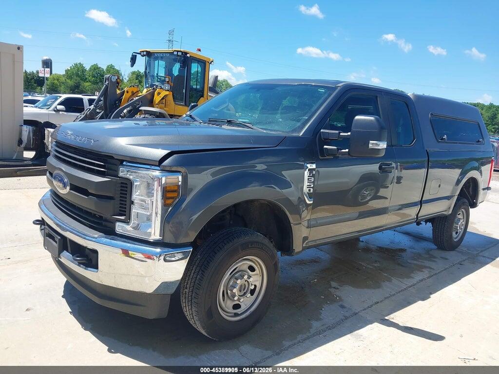 1FT8X3B66JEC84000 2018 FORD F-350 photo no. 2
