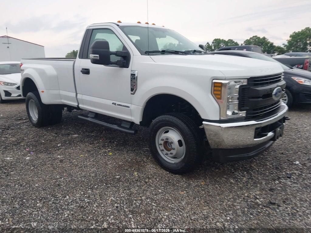 1FTRF3DT4JEC22119 2018 FORD F-350 photo no. 1