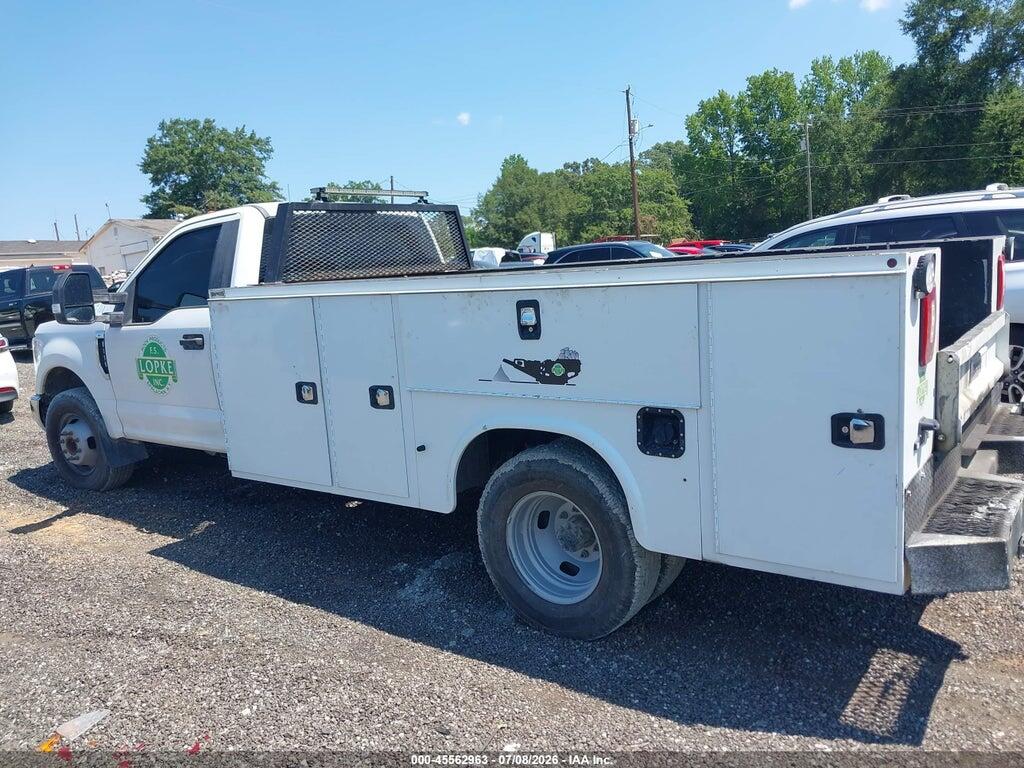 1FDRF3G62JEB52993 2018 FORD F-350 CHASSIS photo no. 3
