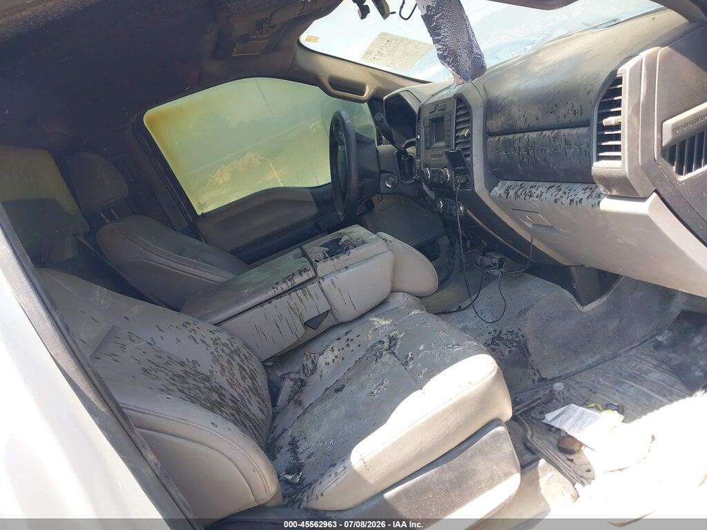 1FDRF3G62JEB52993 2018 FORD F-350 CHASSIS photo no. 5