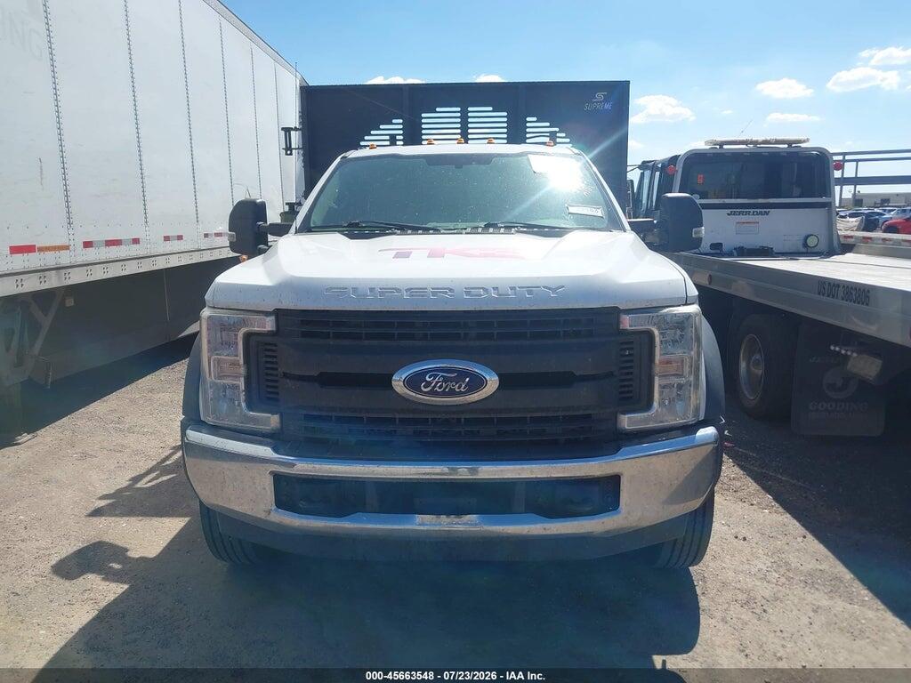 1FDUF5GT0JEB51871 2018 FORD F-550 CHASSIS photo no. 2
