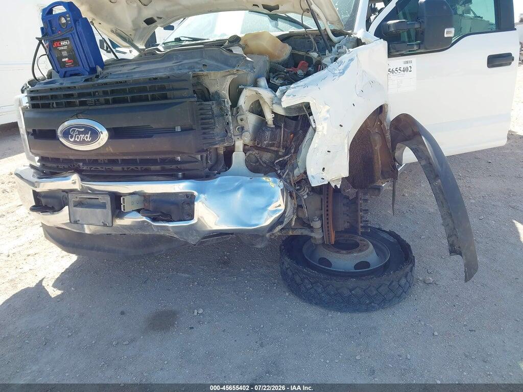 1FD0W5HT3JEC94424 2018 FORD F-550 CHASSIS photo no. 11