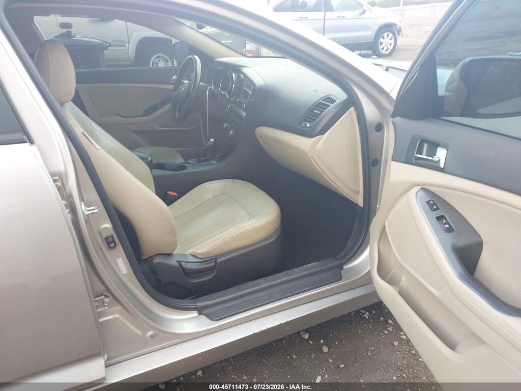 KNAGN4A78B5076829 2011 KIA OPTIMA photo no. 5