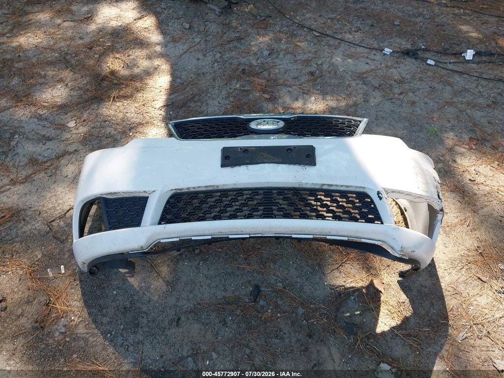 KNAFW5A30B5335423 2011 KIA FORTE photo no. 12