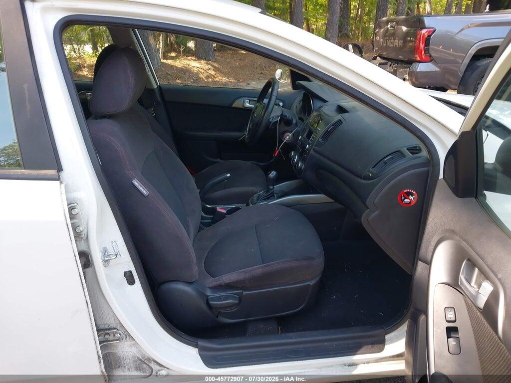 KNAFW5A30B5335423 2011 KIA FORTE photo no. 5