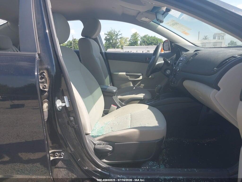 KNAFT4A2XB5376328 2011 KIA FORTE photo no. 5