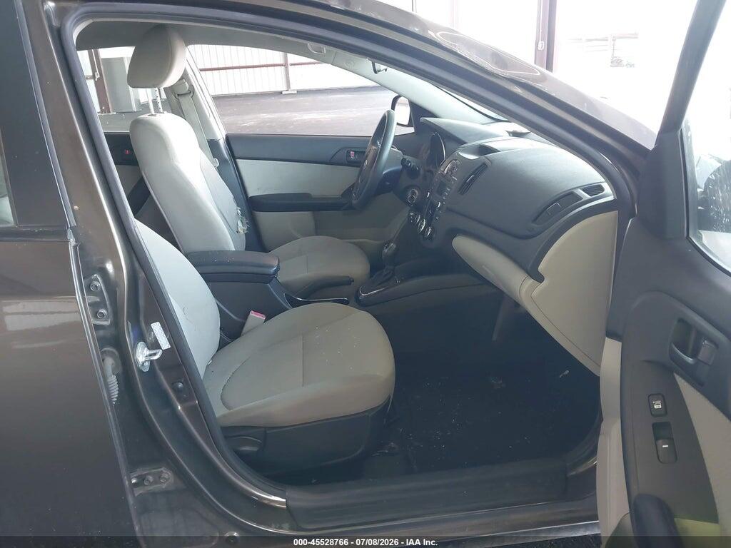 KNAFU4A28B5375661 2011 KIA FORTE photo no. 5