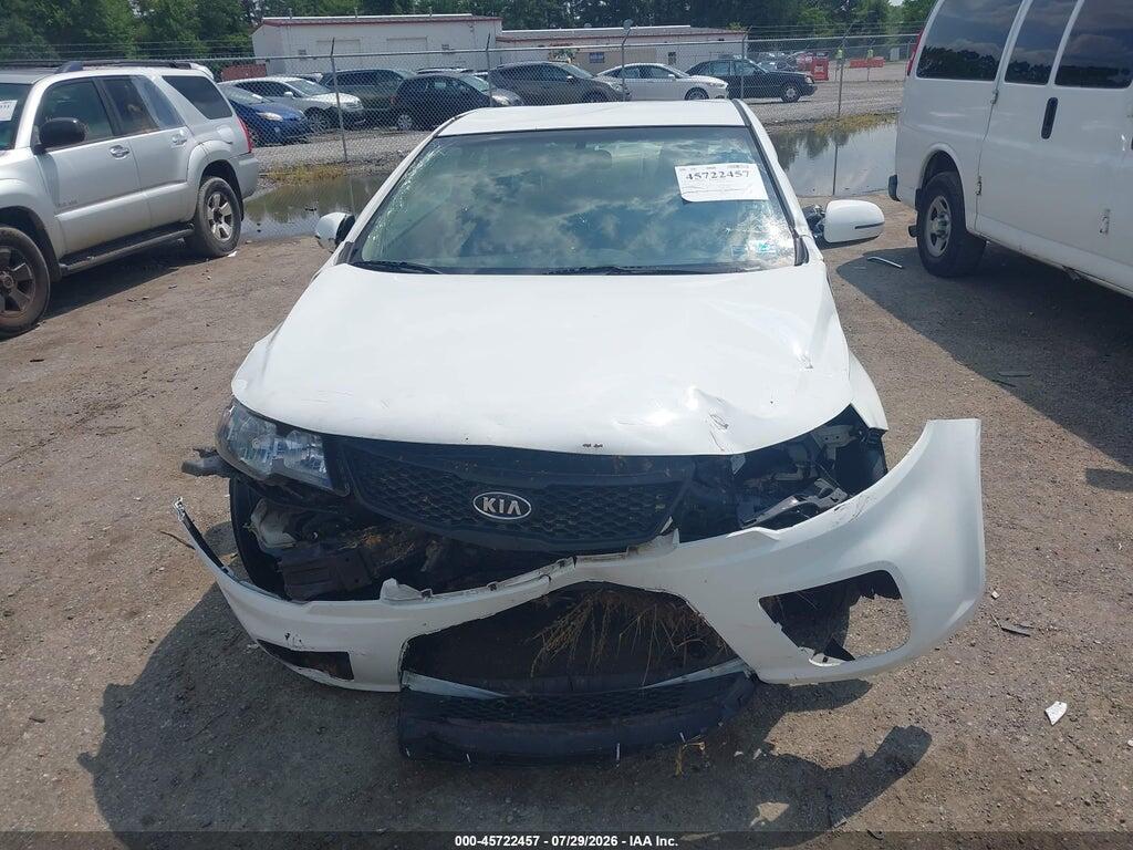 KNAFU6A20B5370918 2011 KIA FORTE KOUP photo no. 6