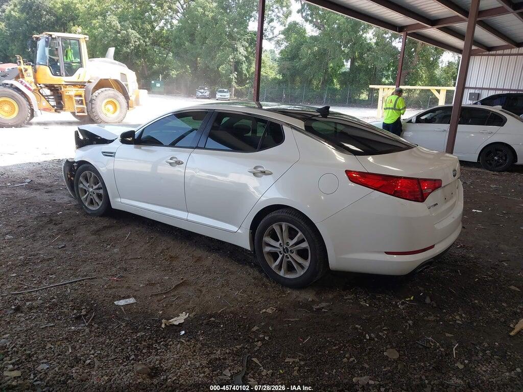 KNAGN4A70B5185477 2011 KIA OPTIMA photo no. 3