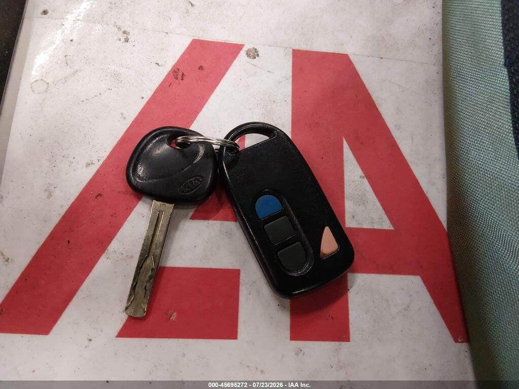 KNAGM4A79B5167482 2011 KIA OPTIMA photo no. 11