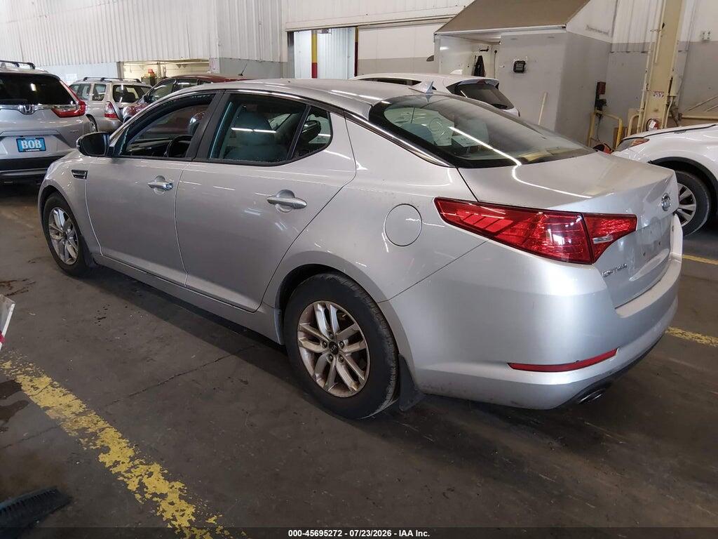 KNAGM4A79B5167482 2011 KIA OPTIMA photo no. 3