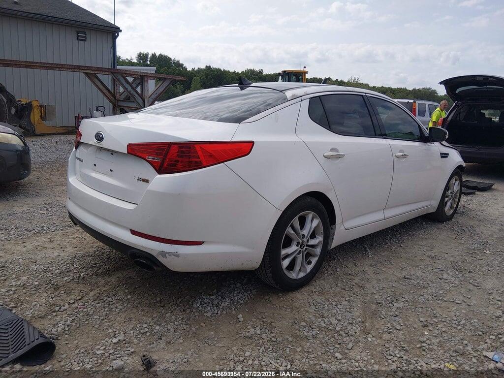 KNAGN4A77B5058466 2011 KIA OPTIMA photo no. 4