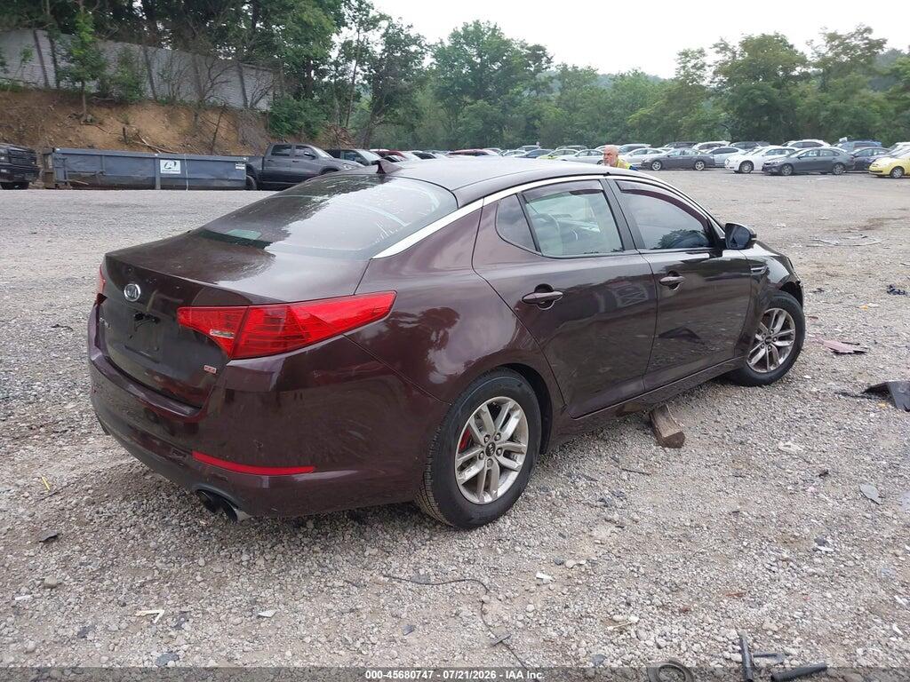 KNAGM4A79B5067320 2011 KIA OPTIMA photo no. 4