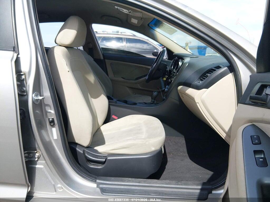 KNAGM4A70B5154460 2011 KIA OPTIMA photo no. 5