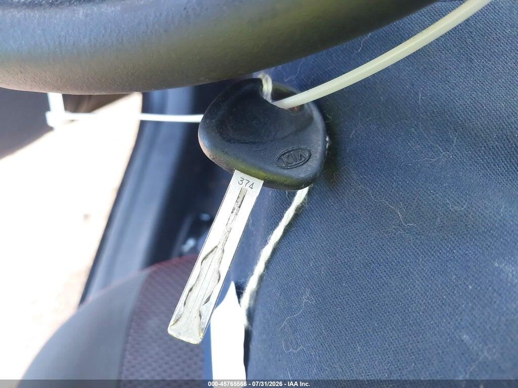 KNADH4A33B6937769 2011 KIA RIO photo no. 11