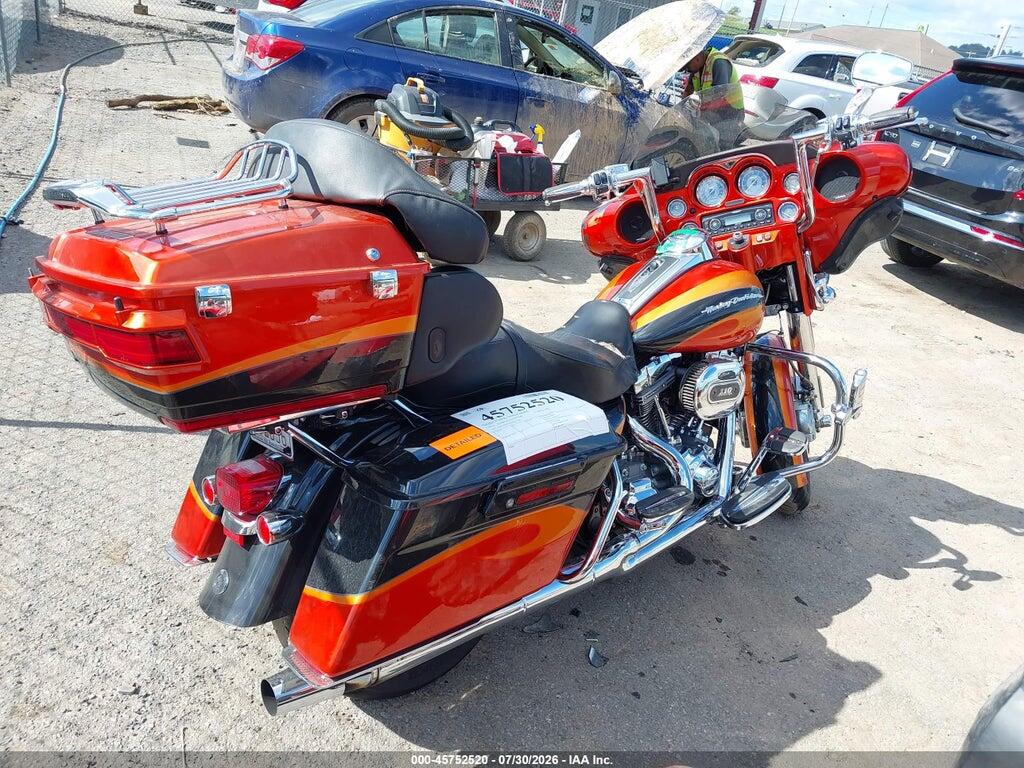 1HD1PR819DB957785 2013 HARLEY-DAVIDSON FLHTCUSE photo no. 4