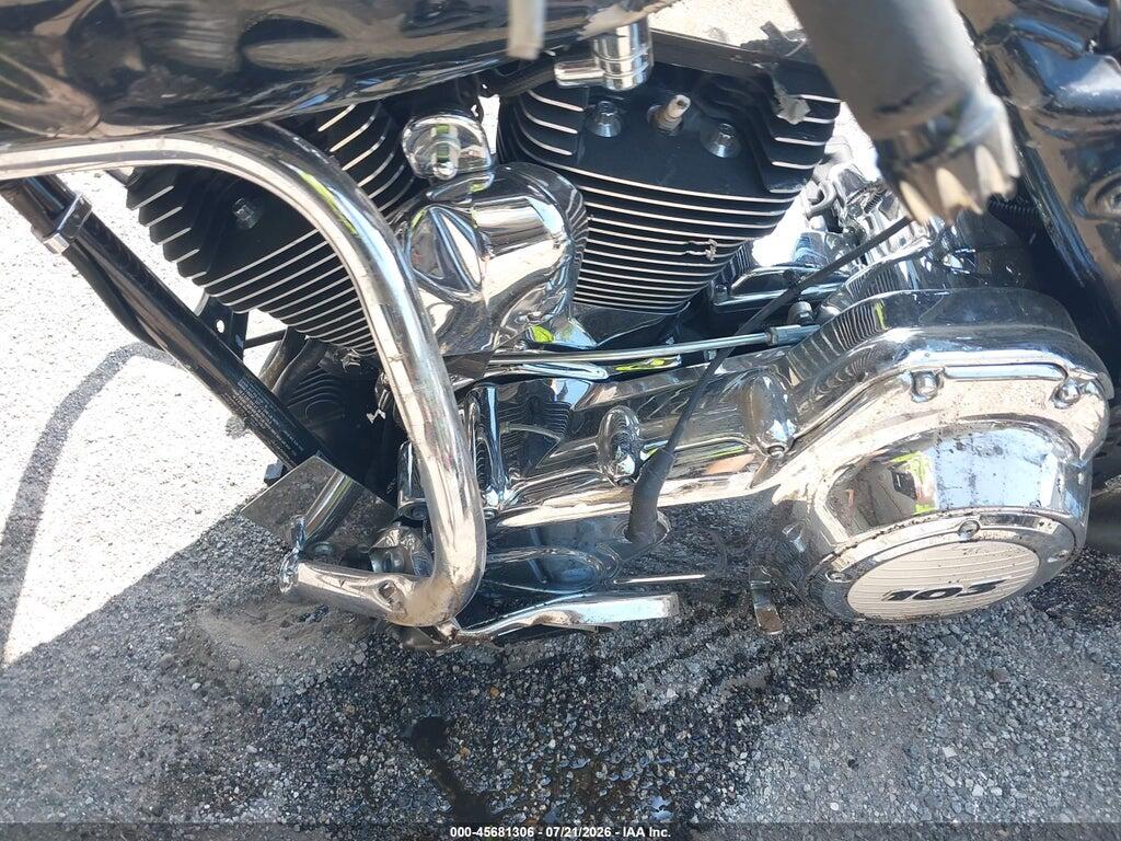 1HD1KBM16DB605629 2013 HARLEY-DAVIDSON FLHX photo no. 9