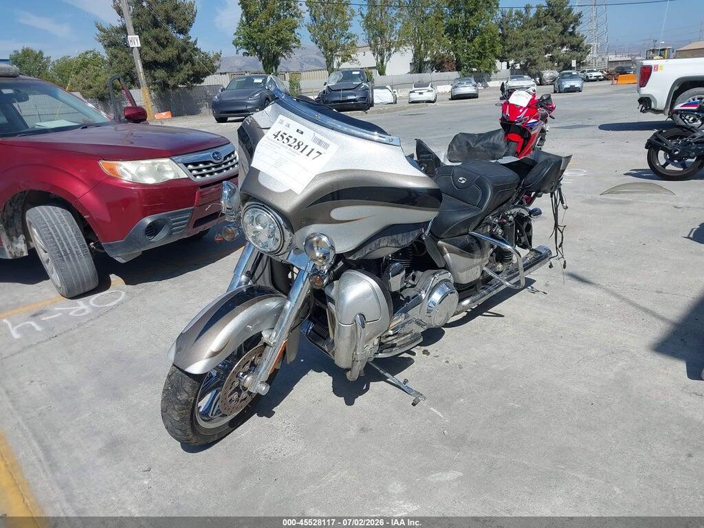 1HD1PR810DB957903 2013 HARLEY-DAVIDSON FLHTCUSE photo no. 2