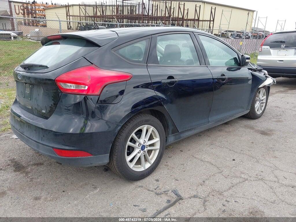 1FADP3K28JL258673 2018 FORD FOCUS photo no. 4