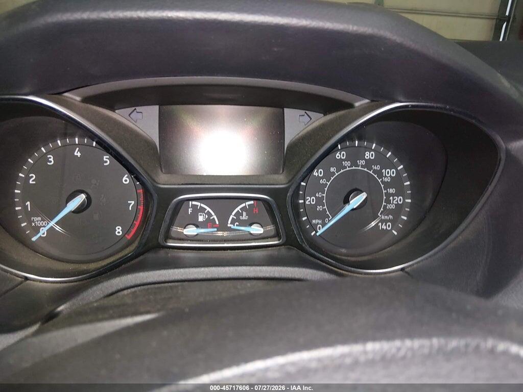 1FADP3F22JL327464 2018 FORD FOCUS photo no. 7