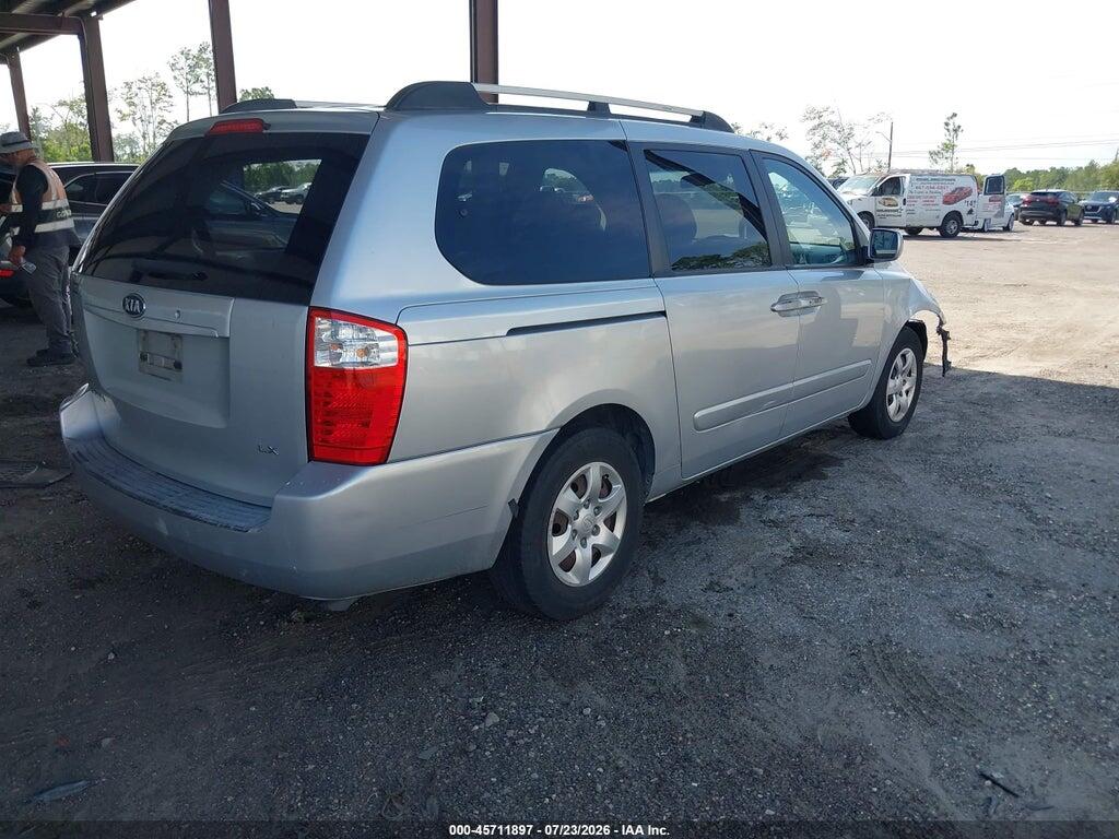 KNDMB233586220708 2008 KIA SEDONA photo no. 4