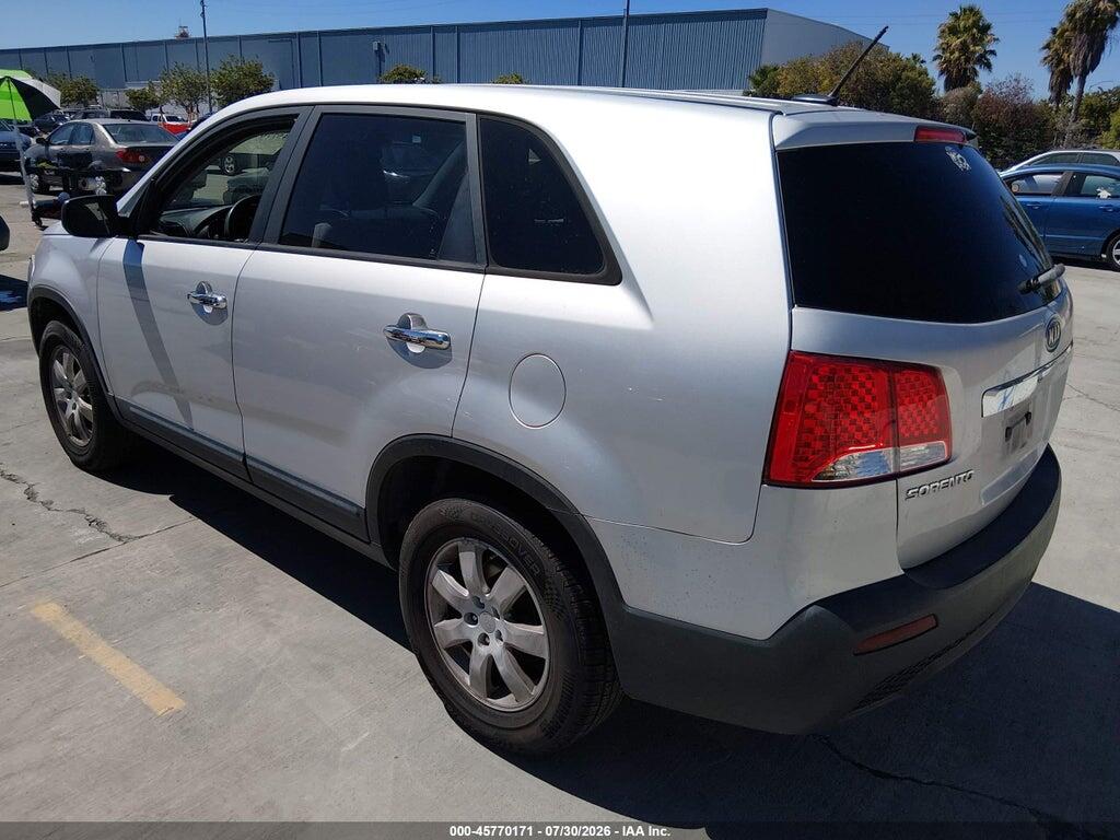 5XYKT3A16BG023031 2011 KIA SORENTO photo no. 3