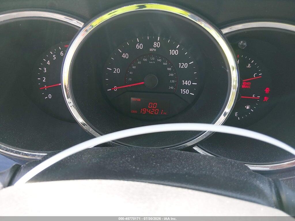 5XYKT3A16BG023031 2011 KIA SORENTO photo no. 7