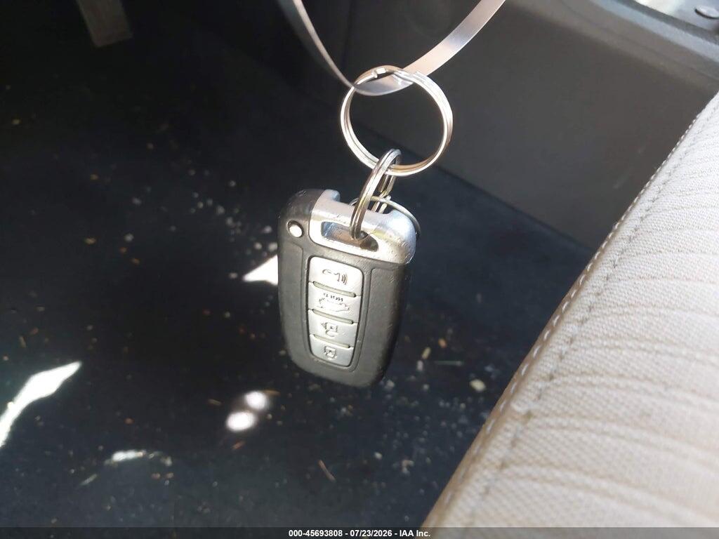 5XYKUDA24BG097267 2011 KIA SORENTO photo no. 11