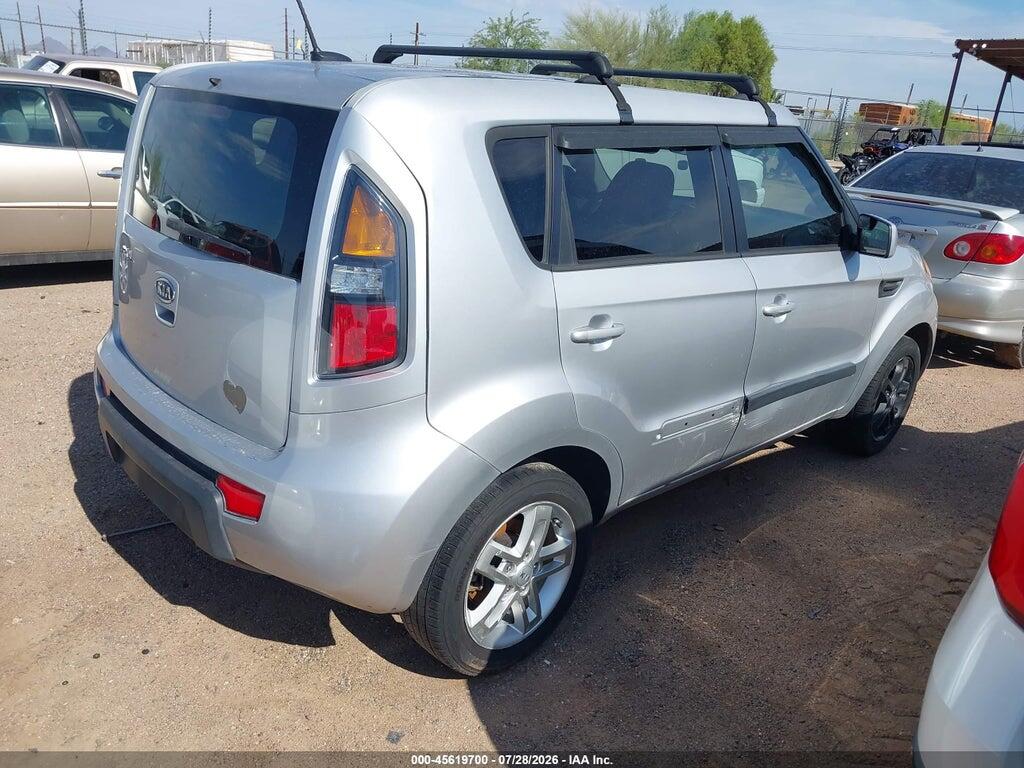 KNDJT2A22B7721986 2011 KIA SOUL photo no. 4
