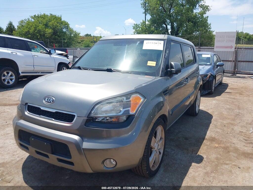 KNDJT2A2XB7319195 2011 KIA SOUL photo no. 2