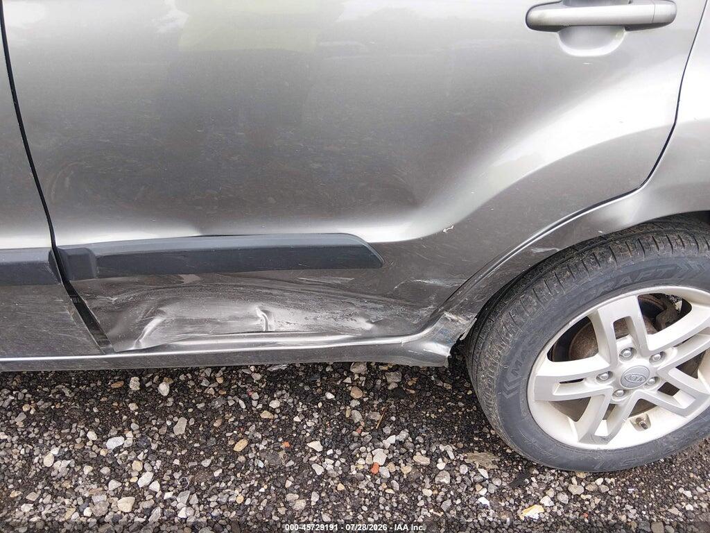 KNDJT2A20B7260383 2011 KIA SOUL photo no. 6