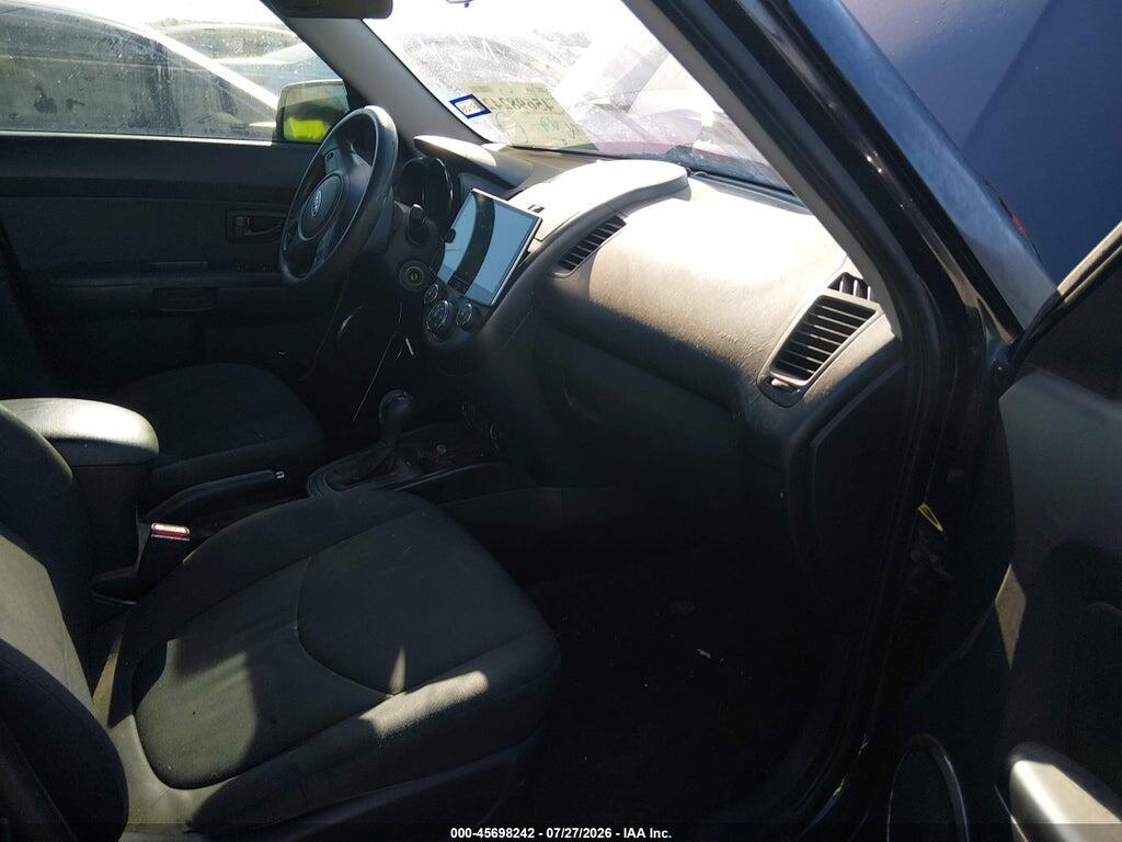 KNDJT2A29B7709981 2011 KIA SOUL photo no. 5